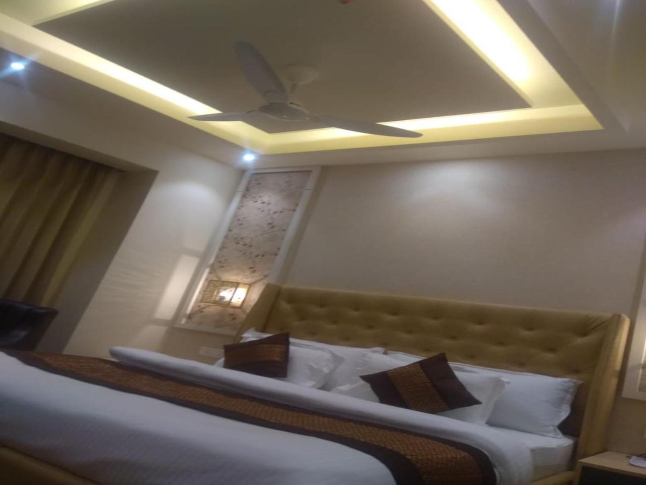 Csjs Inn By Krishna Group Of Hotels Amritsar Exterior foto